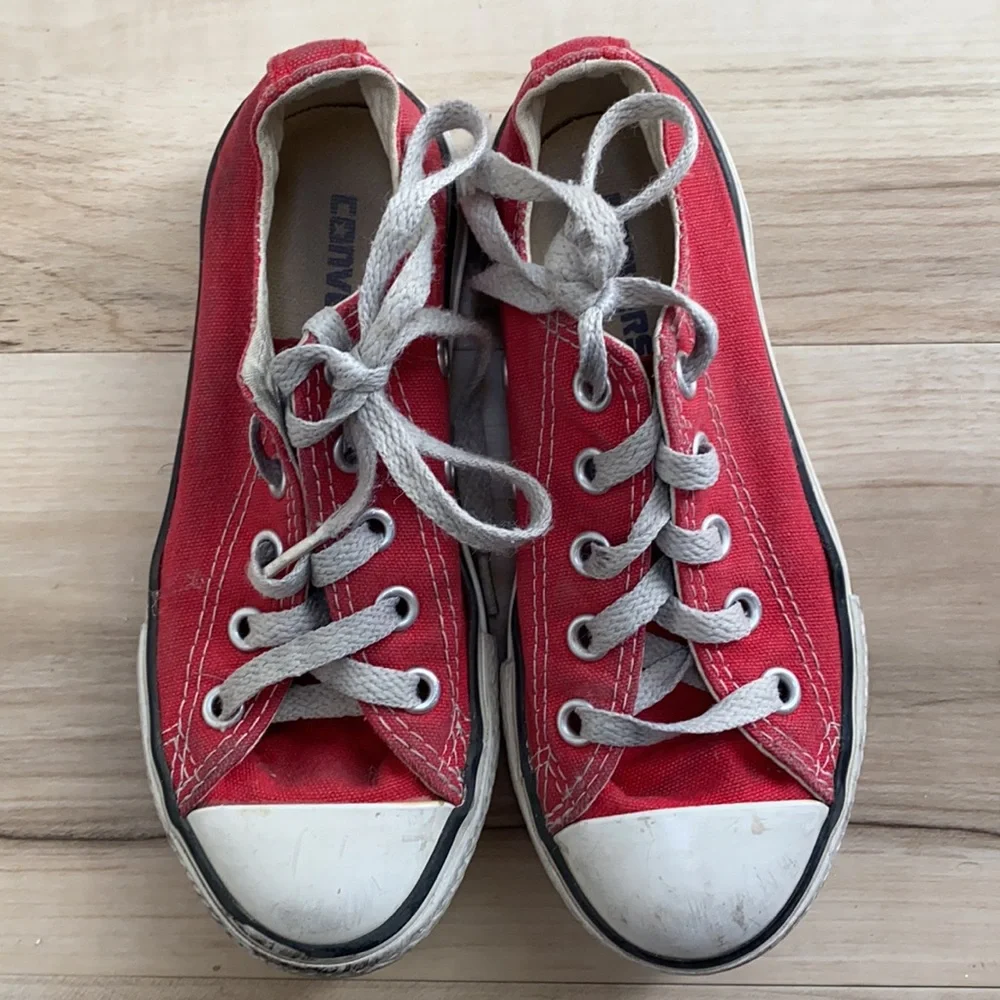 Converse and Puma Show Bundle size 11.